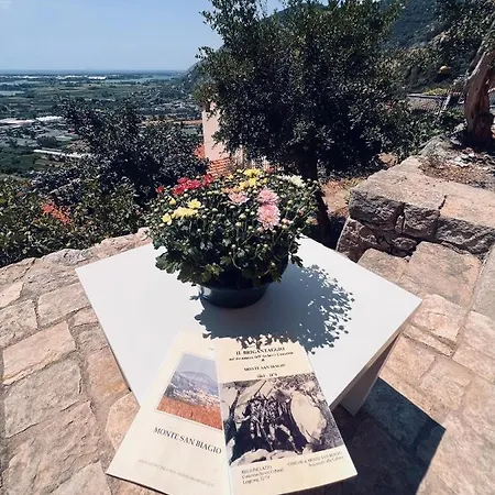 La Bella Vista Monte San Biagio